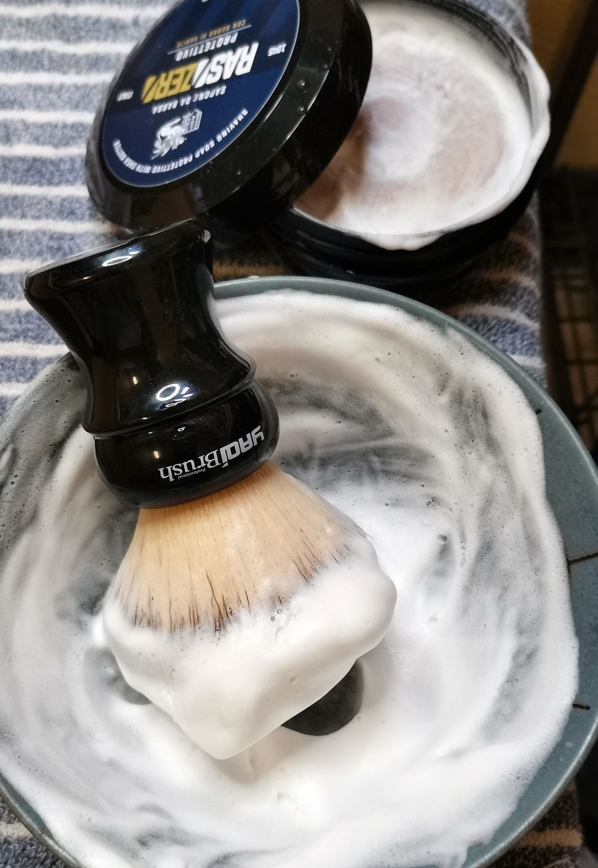 yaqi shaving brush